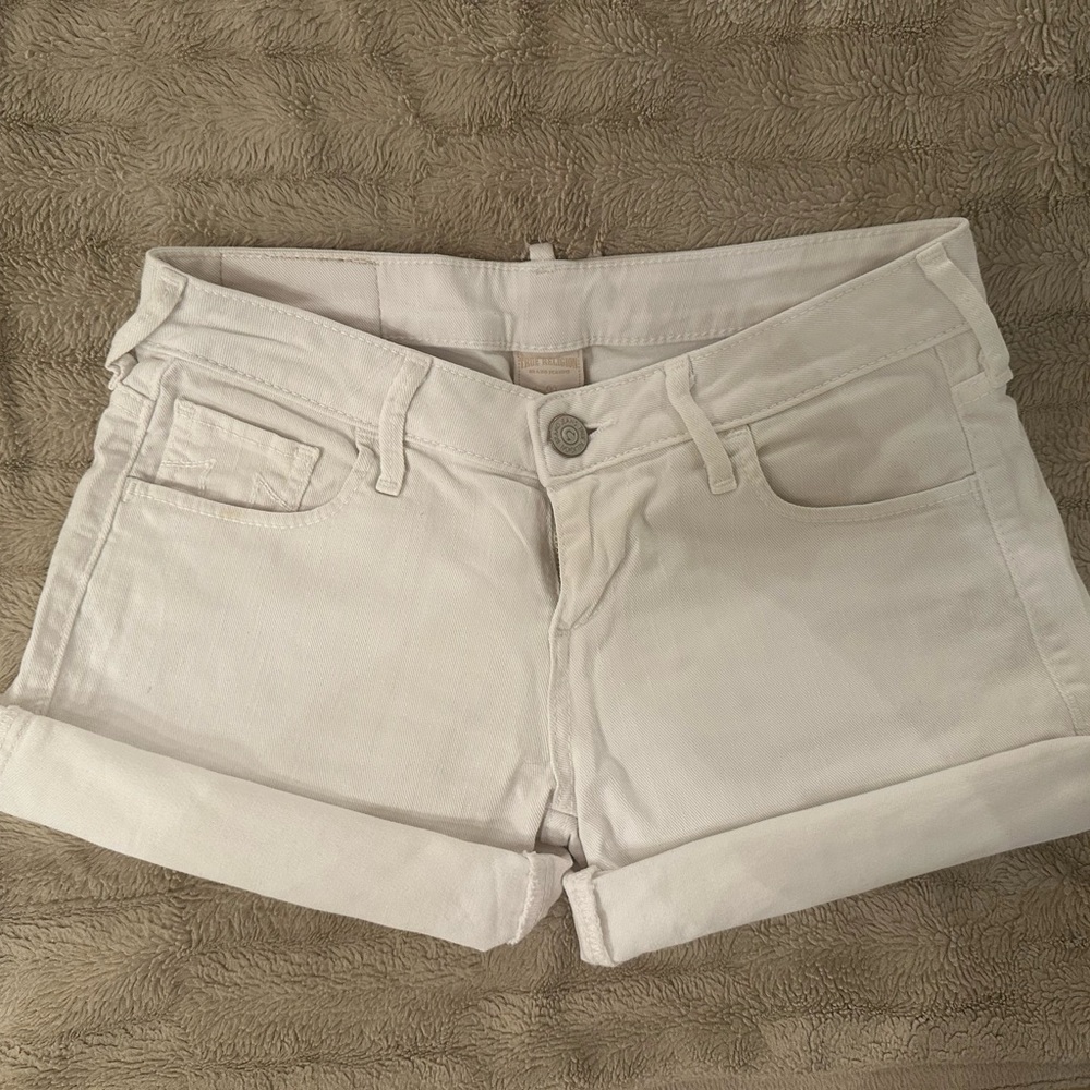 White True Religion shorts
